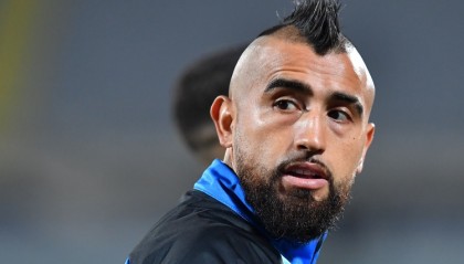 bob半岛体育官网-比达尔：我比布斯克茨阿隆索胖虎都强 皮尔洛是传奇但我是完美的